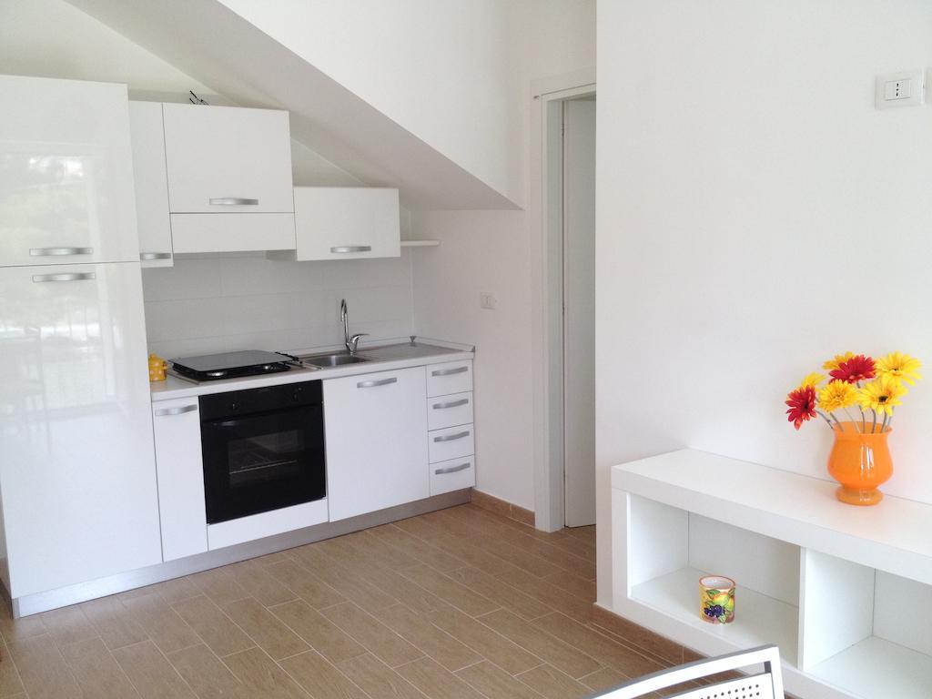 Hotel Residence Thalassa Ρέτζιο ντι Καλάμπρια Δωμάτιο φωτογραφία