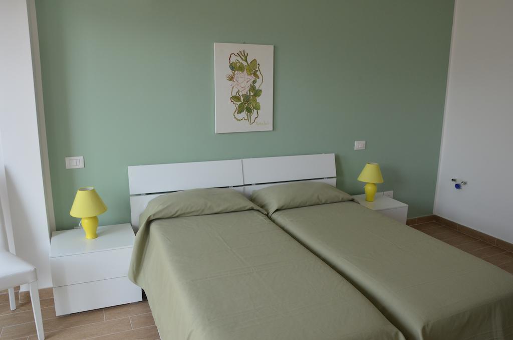 Hotel Residence Thalassa Ρέτζιο ντι Καλάμπρια Δωμάτιο φωτογραφία